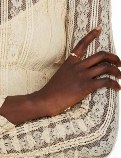 Collage Fine Chain Ring